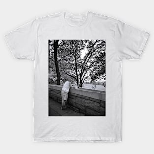 Fifth Avenue Central Park Relax NYC T-Shirt